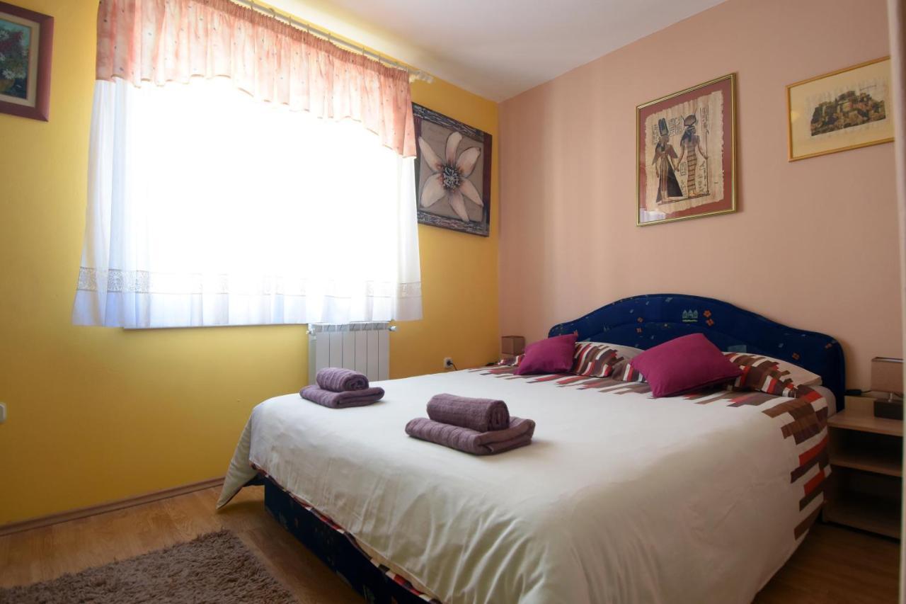 Gallery Premium 99 Near Ammphiteatre With Garage 5 Days And More Gratis Apartment Pula Exterior foto